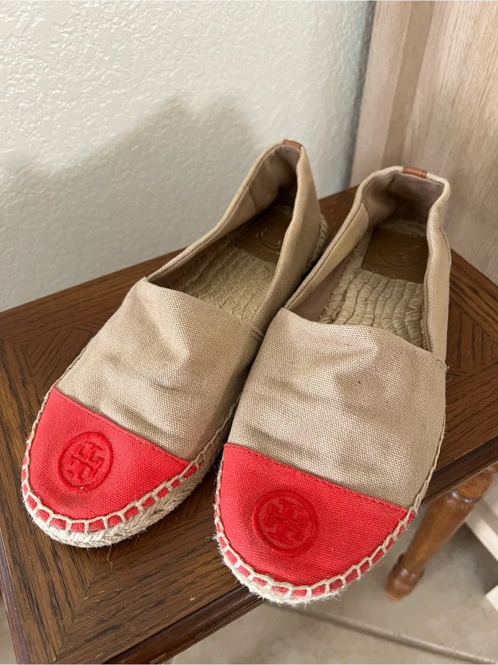 Tory Burch Canvas Espadrilles in Beige with Coral Toe